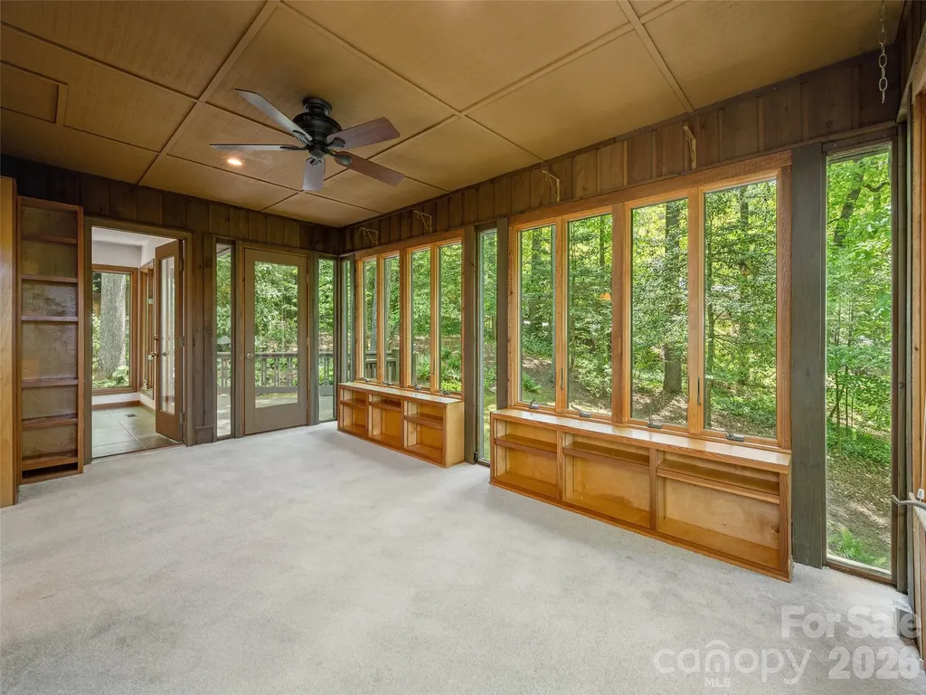 227 Estate Drive Hendersonville NC 28739