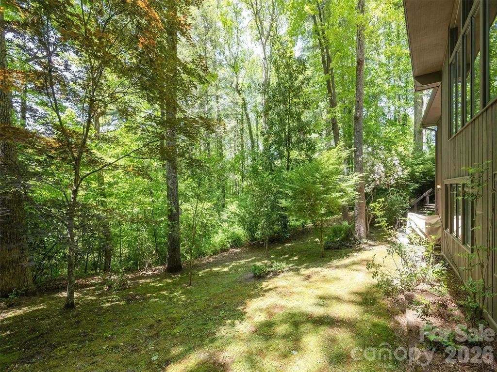 227 Estate Drive Hendersonville NC 28739