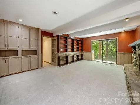 227 Estate Drive Hendersonville NC 28739