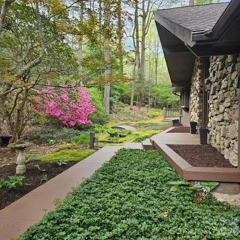 227 Estate Drive Hendersonville NC 28739
