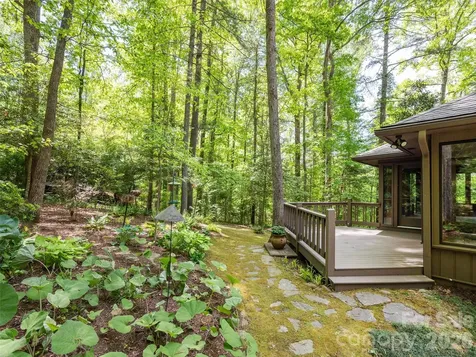 227 Estate Drive Hendersonville NC 28739
