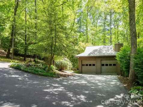 227 Estate Drive Hendersonville NC 28739