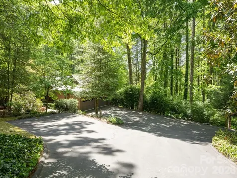 227 Estate Drive Hendersonville NC 28739