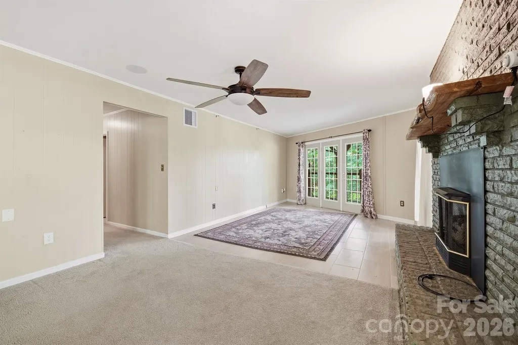 3190 Holly Road Connelly Springs NC 28612