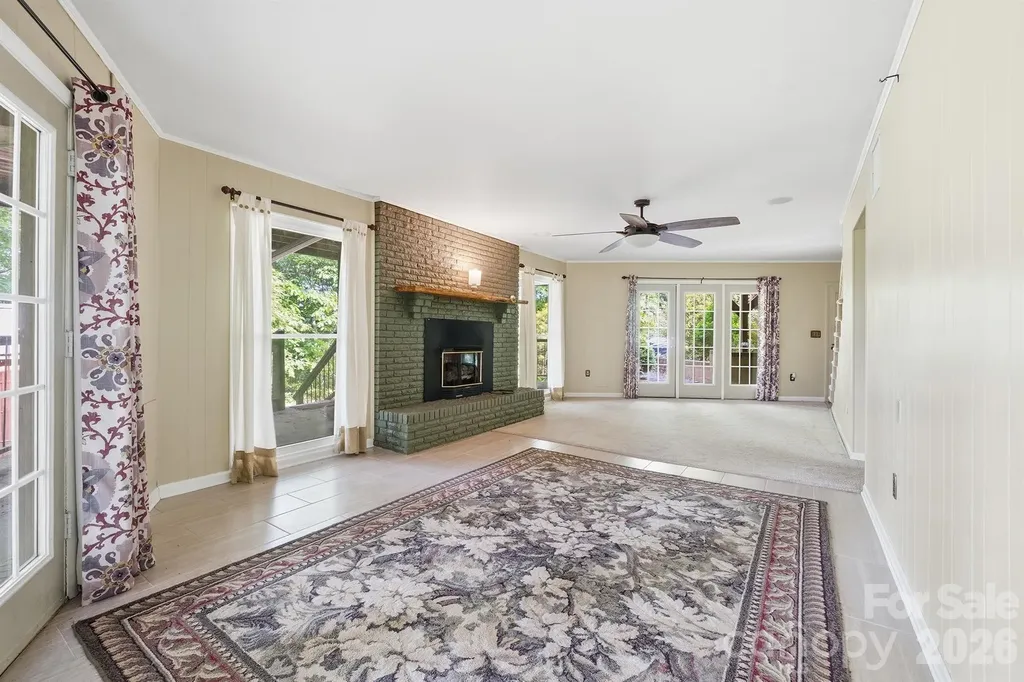 3190 Holly Road Connelly Springs NC 28612