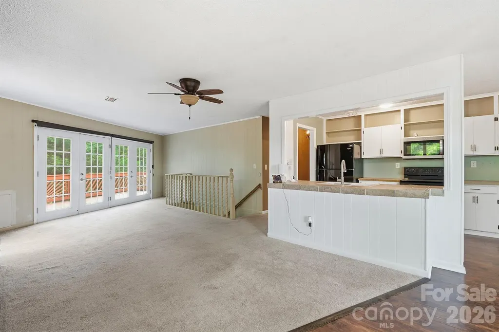 3190 Holly Road Connelly Springs NC 28612