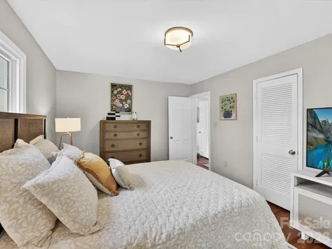 3719 Huckleberry Road Charlotte NC 28210
