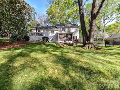3719 Huckleberry Road Charlotte NC 28210