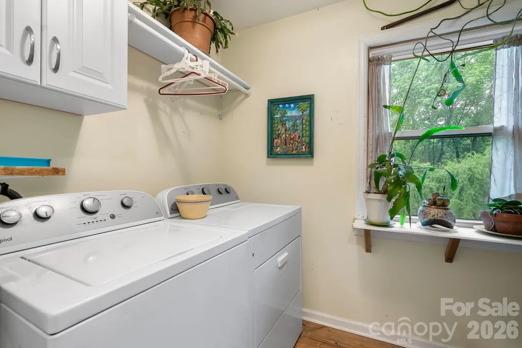105 7th Street Black Mountain NC 28711