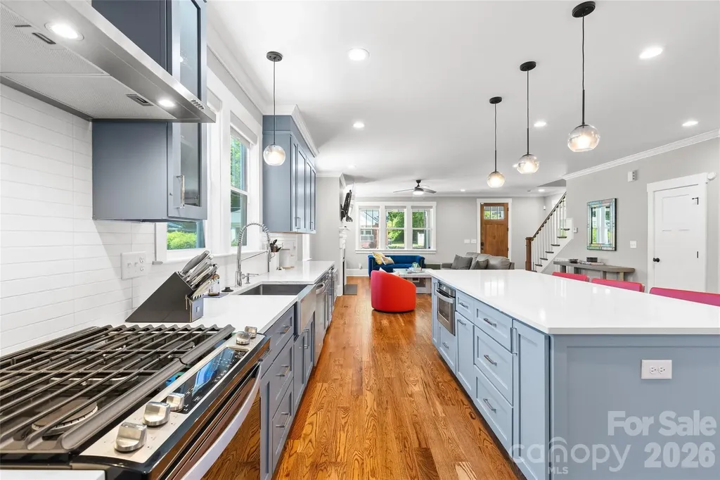 2315 Dundeen Street Charlotte NC 28216