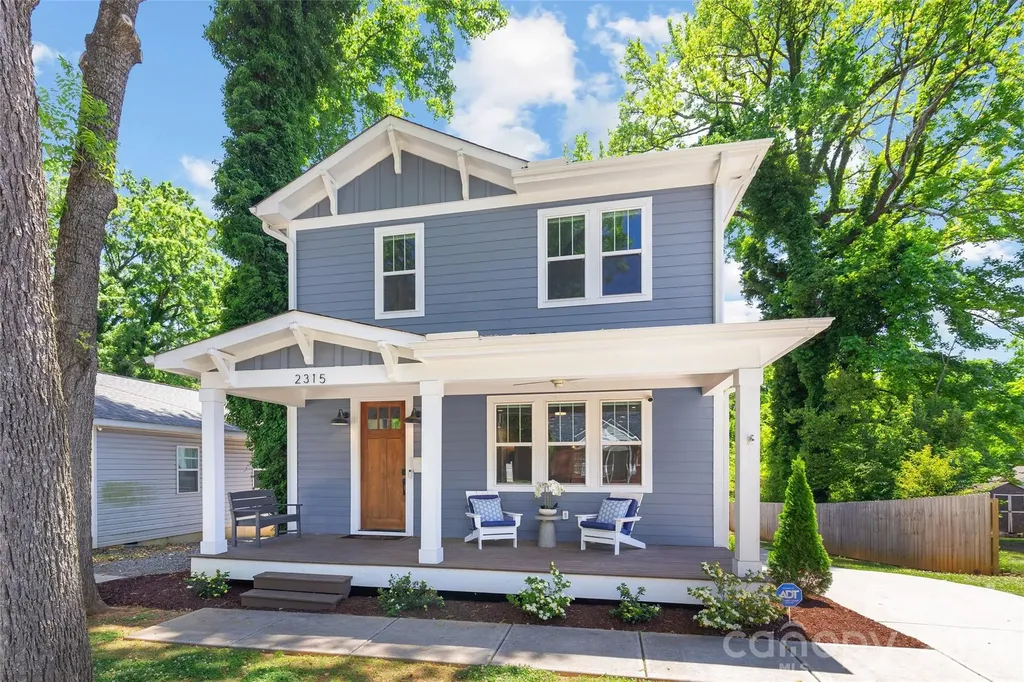 2315 Dundeen Street Charlotte NC 28216