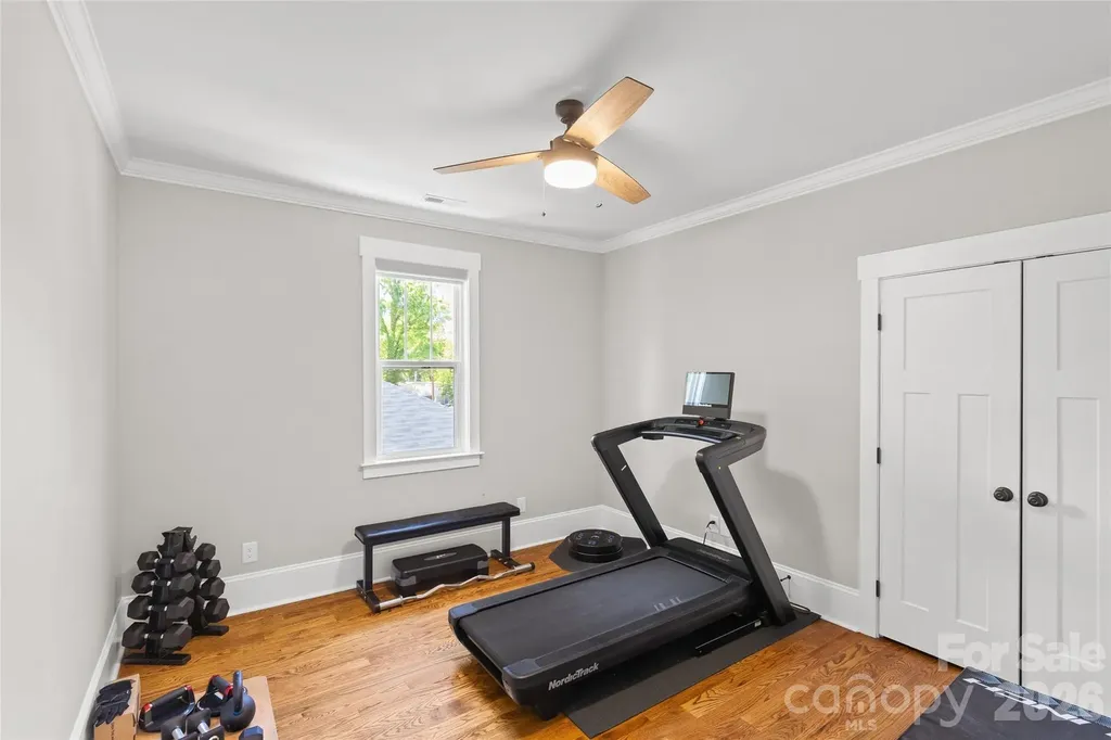 2315 Dundeen Street Charlotte NC 28216
