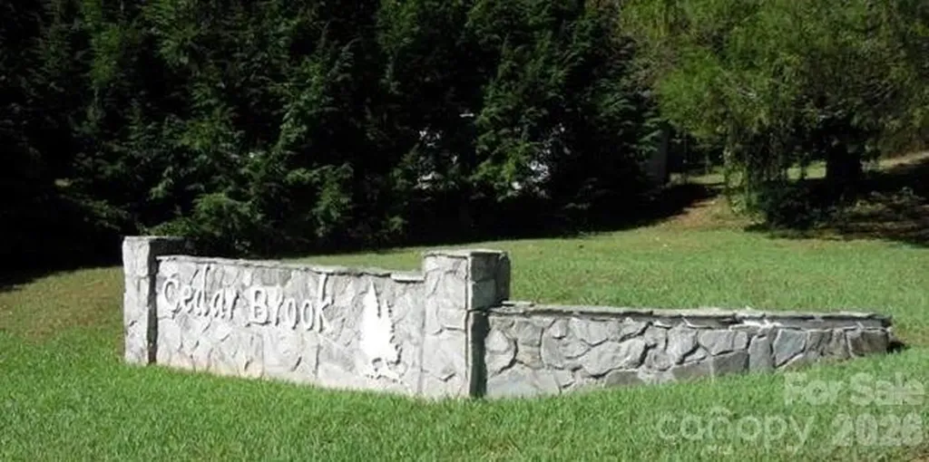 5 Cedarbrook Lane Nebo NC 28761