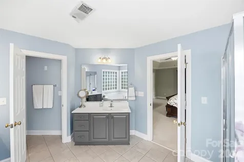 14438 Harvington Drive Huntersville NC 28078