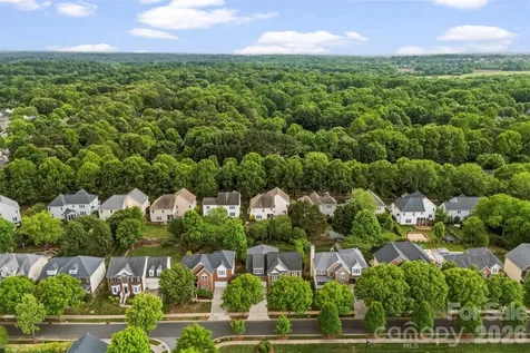14438 Harvington Drive Huntersville NC 28078