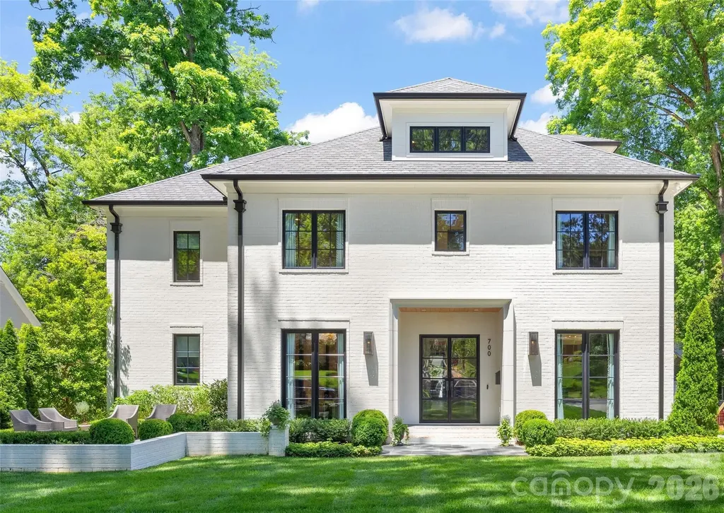700 Cherokee Road Charlotte NC 28207