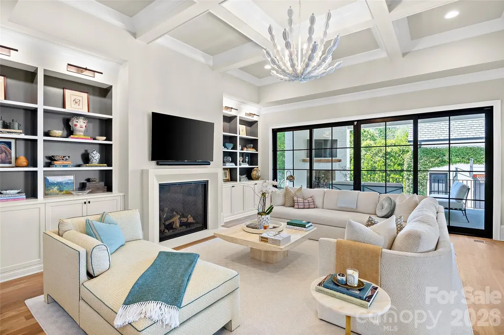 700 Cherokee Road Charlotte NC 28207