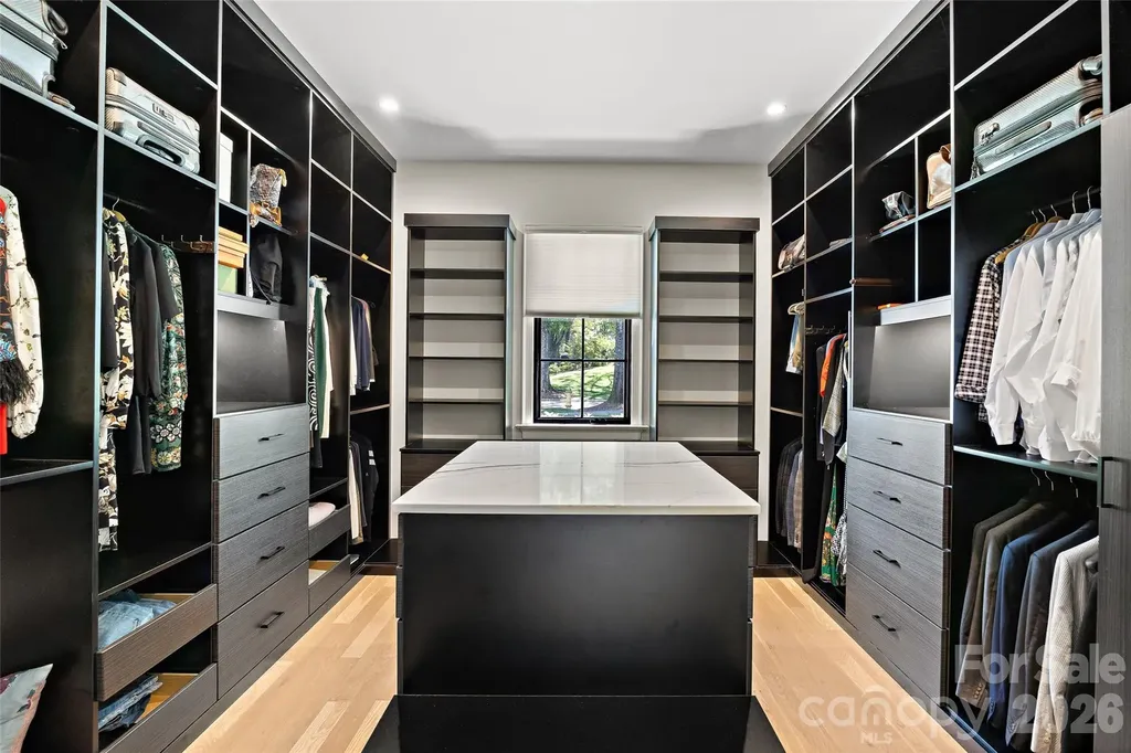 700 Cherokee Road Charlotte NC 28207