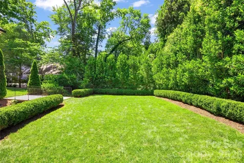 700 Cherokee Road Charlotte NC 28207