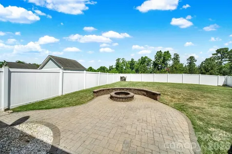 16416 Leavitt Lane Davidson NC 28036