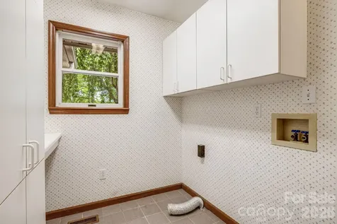 35 Byrd Road Candler NC 28715