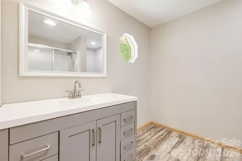 35 Byrd Road Candler NC 28715