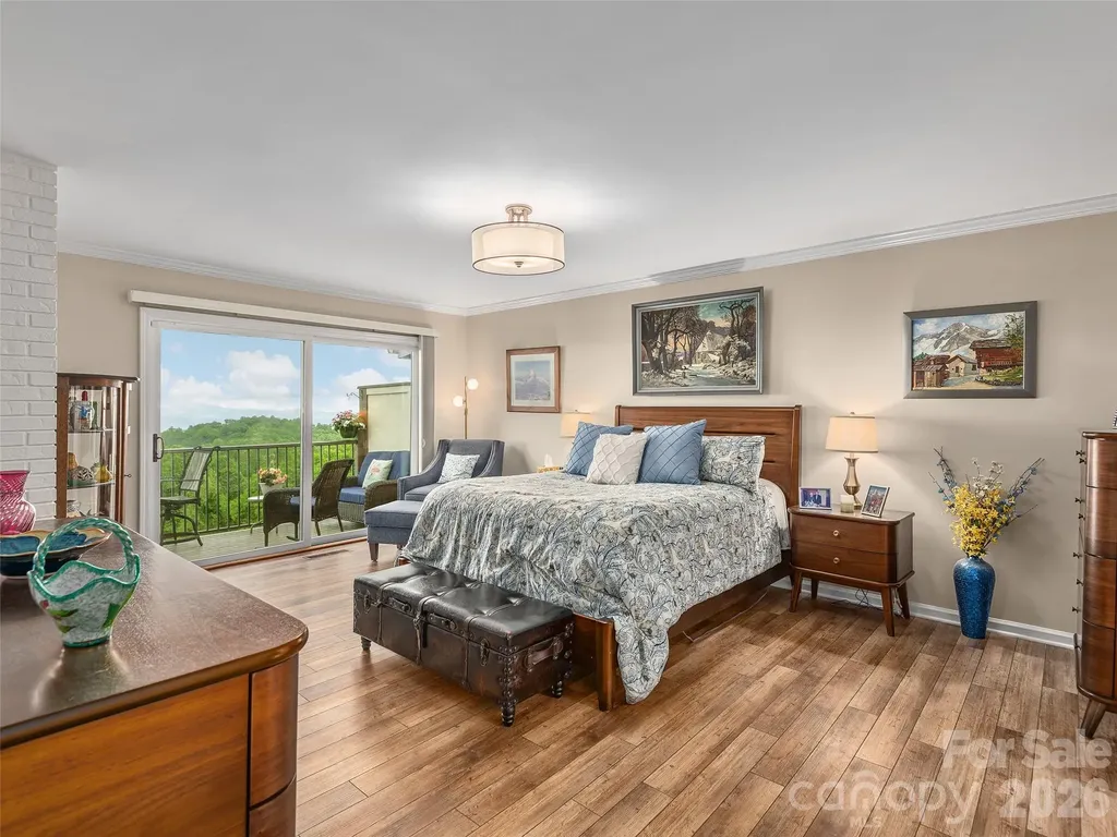 503 Fleetwood Plaza Laurel Park NC 28739