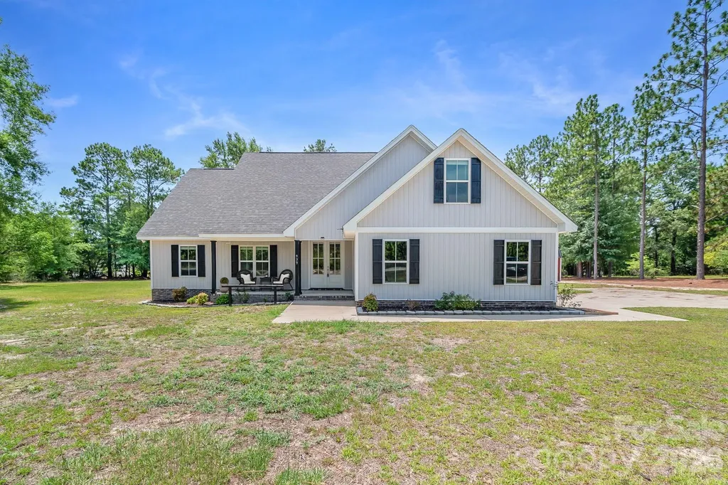 939 Old Stagecoach Road Camden SC 29020