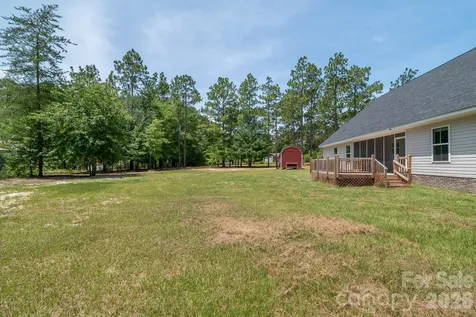 939 Old Stagecoach Road Camden SC 29020