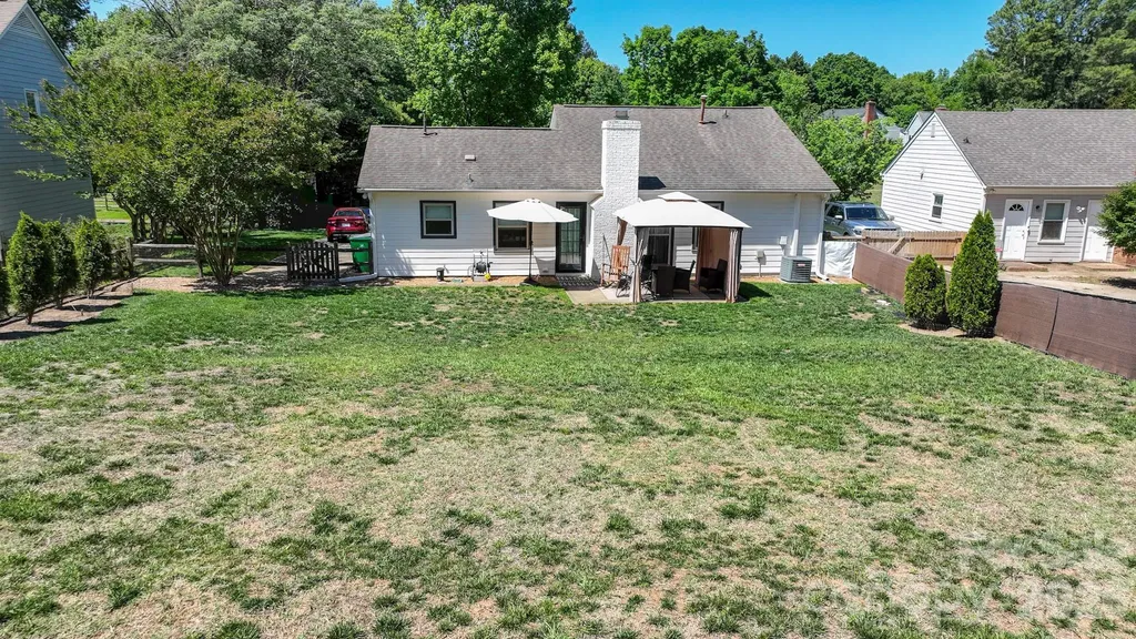 8831 Gamesford Drive Charlotte NC 28277