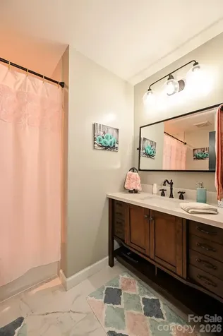 8831 Gamesford Drive Charlotte NC 28277