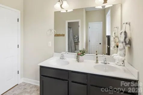 234 Crest Drive Lake Lure NC 28746