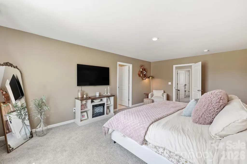 109 Shorthorn Road Fletcher NC 28732
