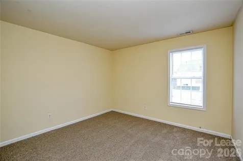8415 Spirea Court Charlotte NC 28215