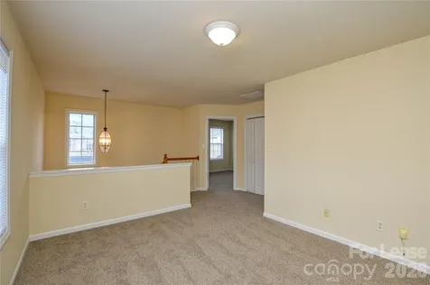 8415 Spirea Court Charlotte NC 28215