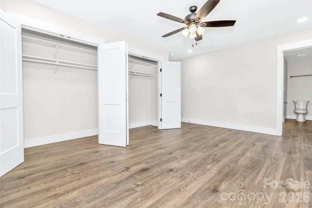 4 Barnes Road Asheville NC 28803