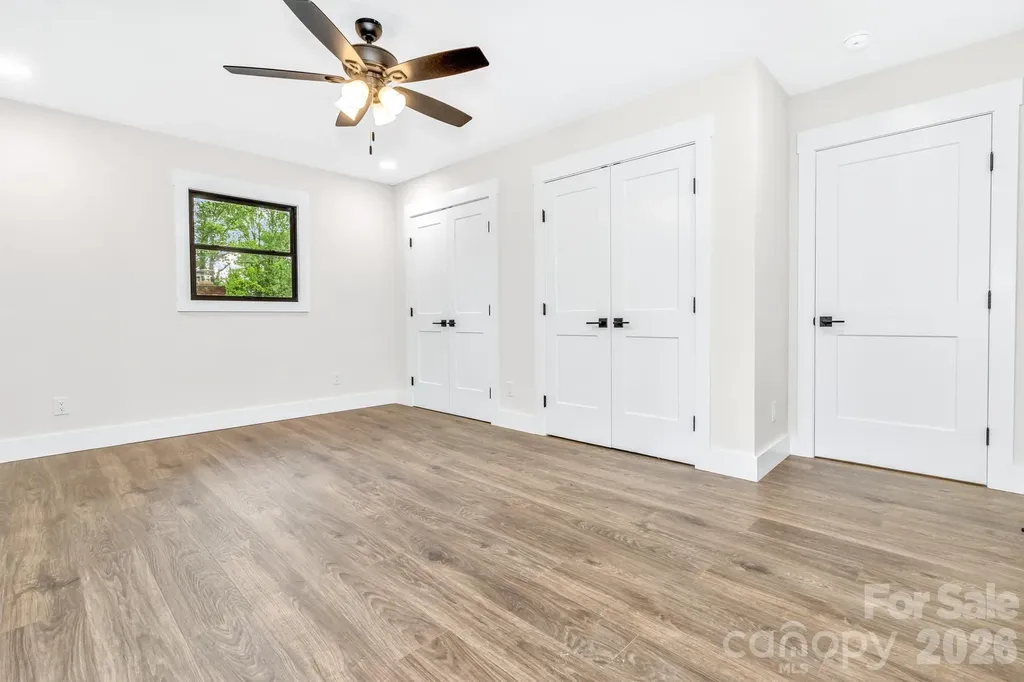 4 Barnes Road Asheville NC 28803