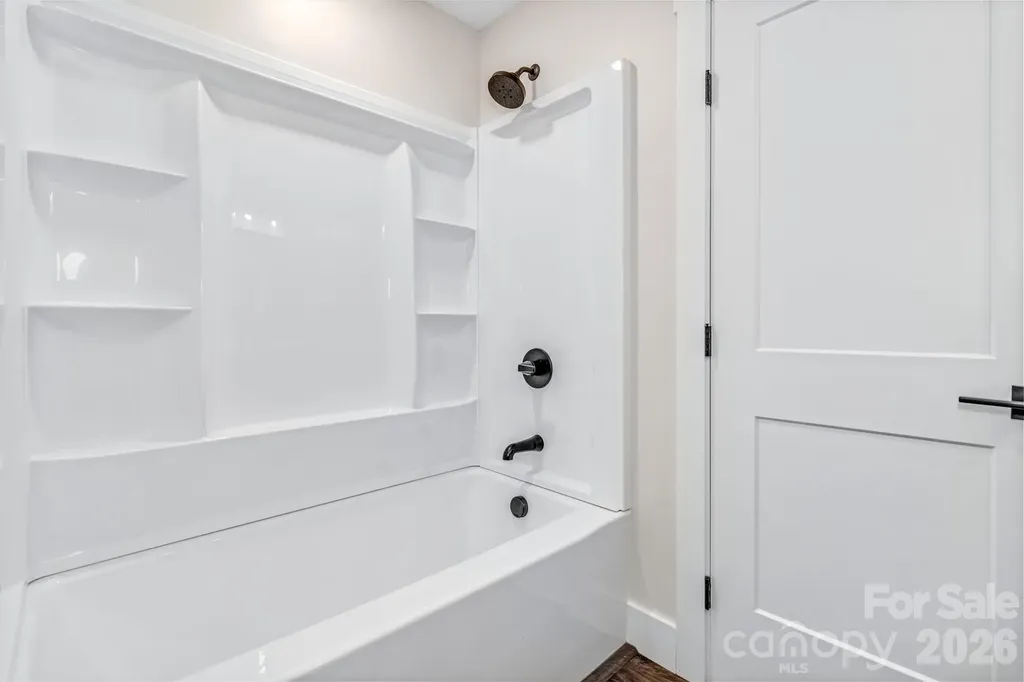 4 Barnes Road Asheville NC 28803
