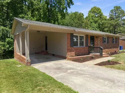 413 E Mclelland Avenue Mooresville NC 28115