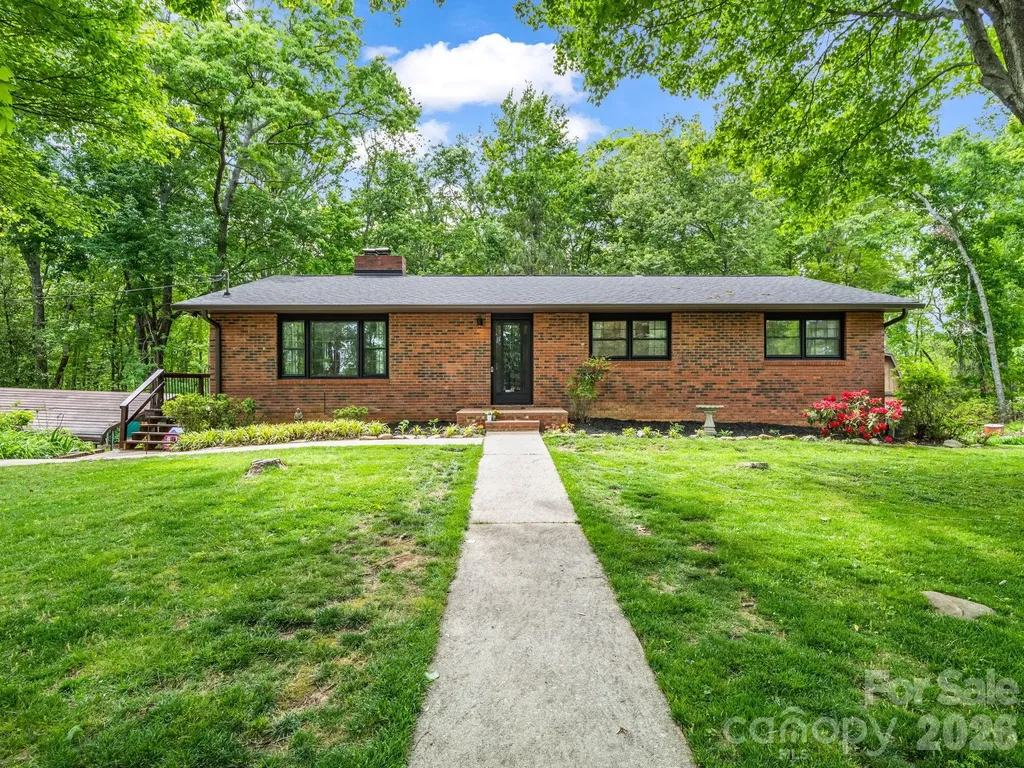 Mills River NC, 92 Greenwood Acres Drive