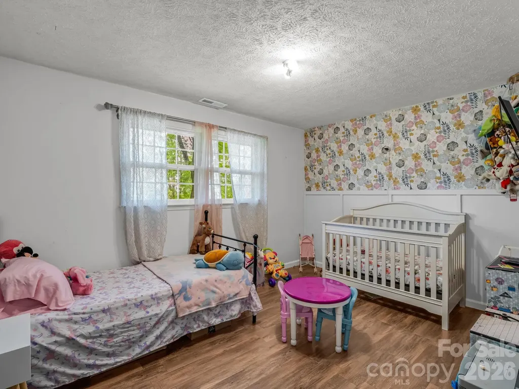 92 Greenwood Acres Drive Mills River NC 28759