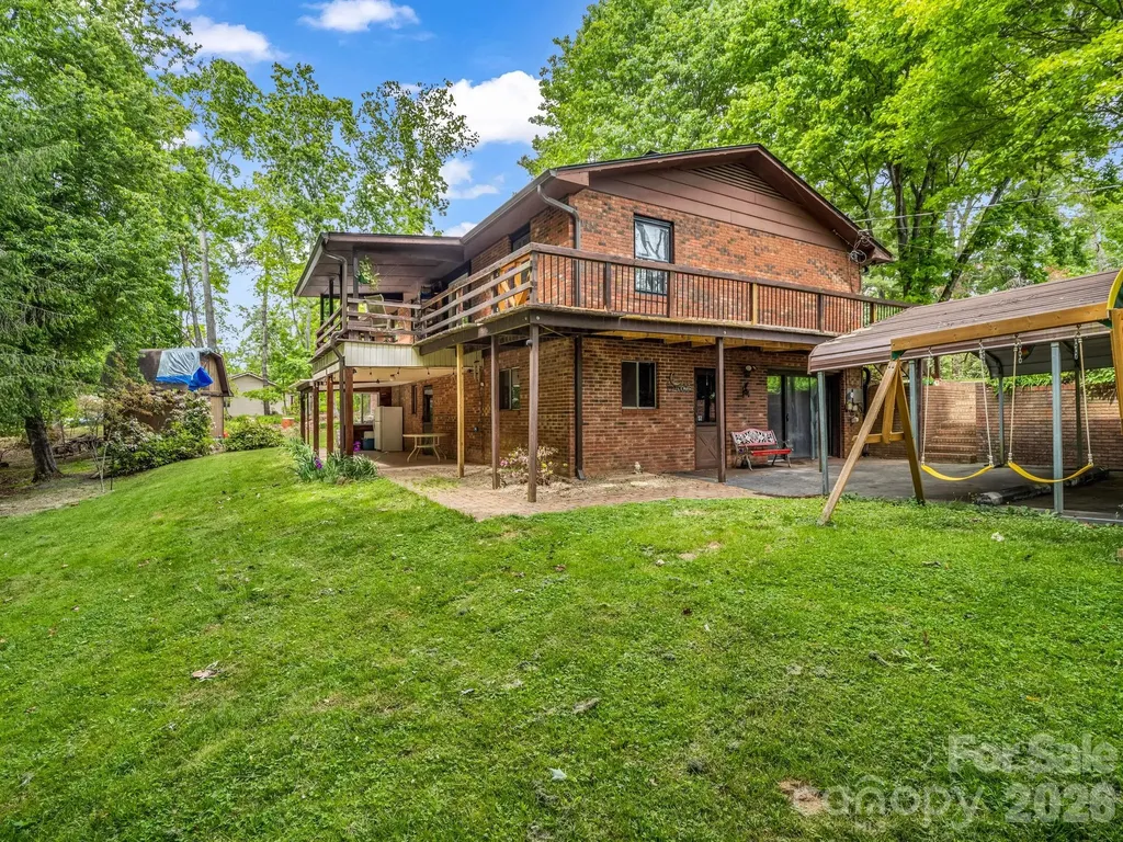 92 Greenwood Acres Drive Mills River NC 28759