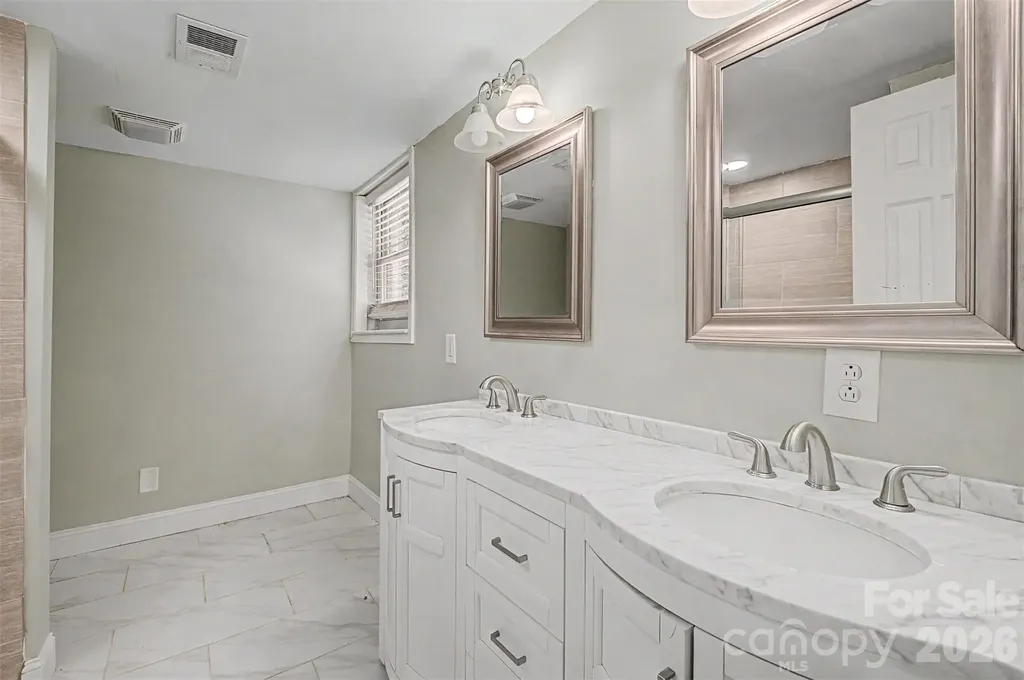 109 James Drive Belmont NC 28012