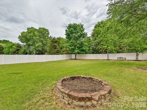 8007 Magna Lane Indian Trail NC 28079