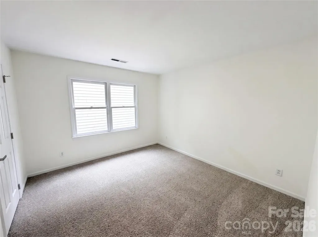 5908 Bookbinders Lane Charlotte NC 28270
