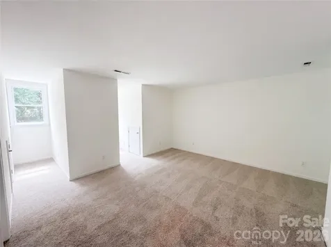 5908 Bookbinders Lane Charlotte NC 28270