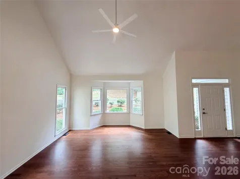5908 Bookbinders Lane Charlotte NC 28270