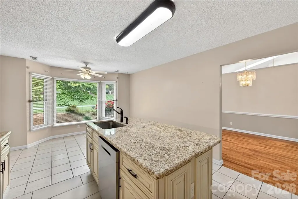 148 Miss Ellie Lane Gastonia NC 28056