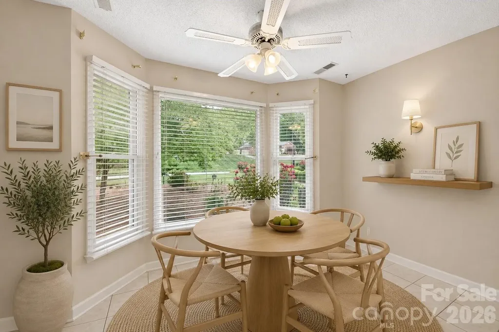 148 Miss Ellie Lane Gastonia NC 28056