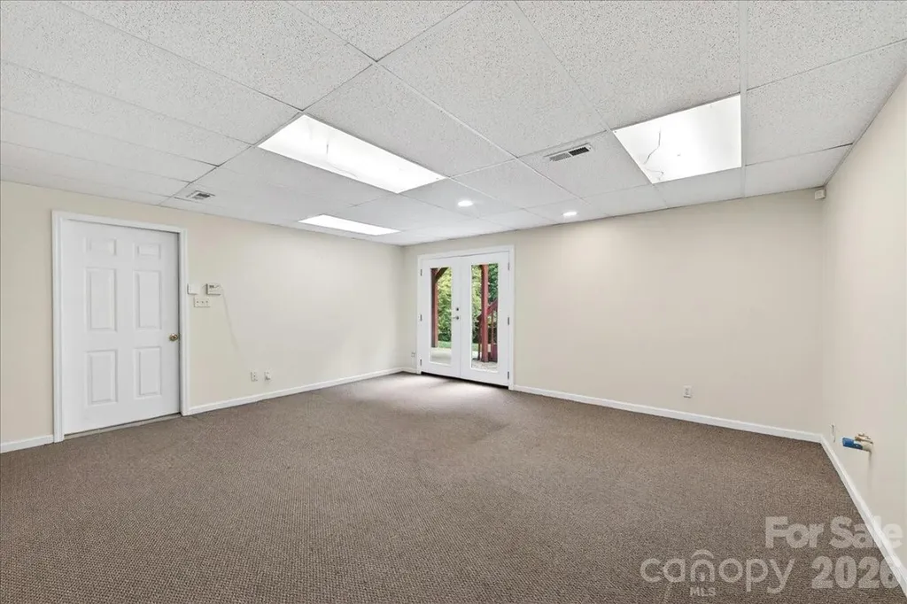 148 Miss Ellie Lane Gastonia NC 28056